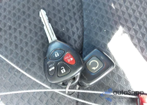 2011 Toyota Camry Se z USA, uszkodzony, nr VIN 4T1BF3EK9BU669751